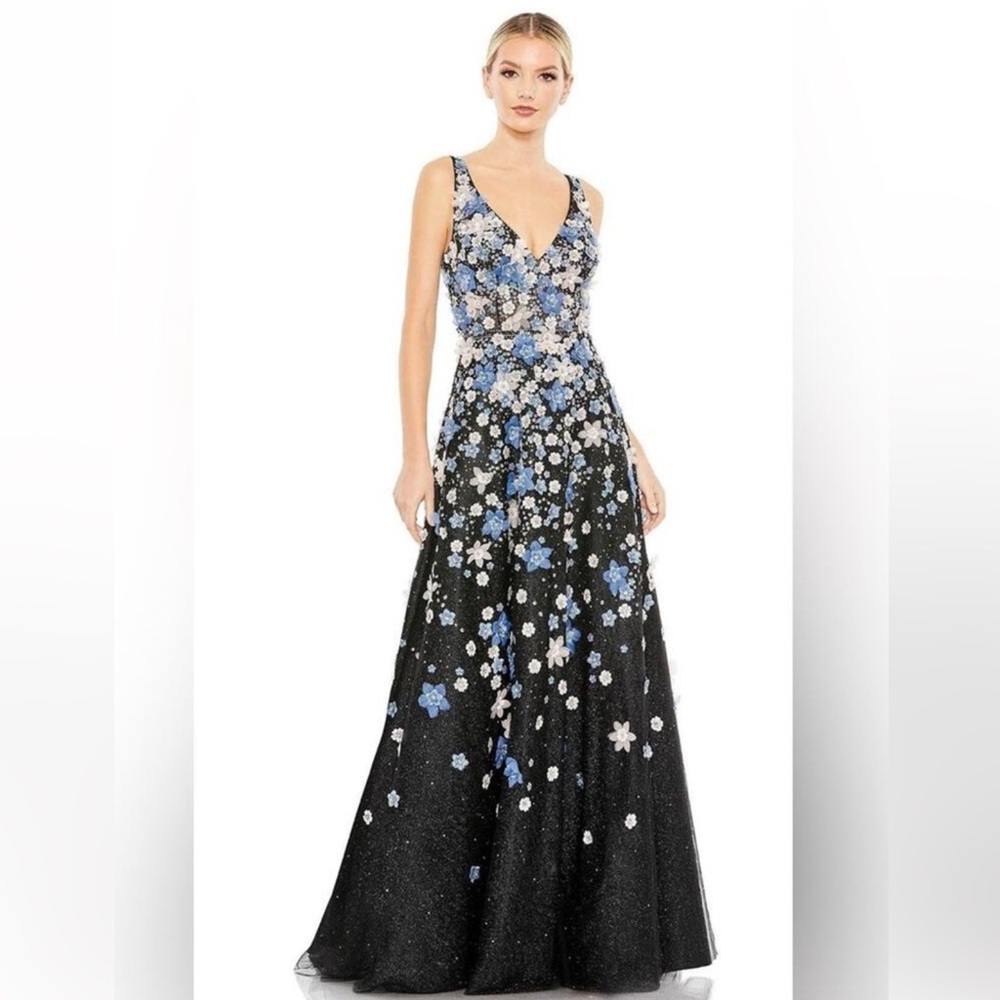 Mac Duggal Floral Embellished Black Sleeveless V-Neck Gown Sz 4 New $798